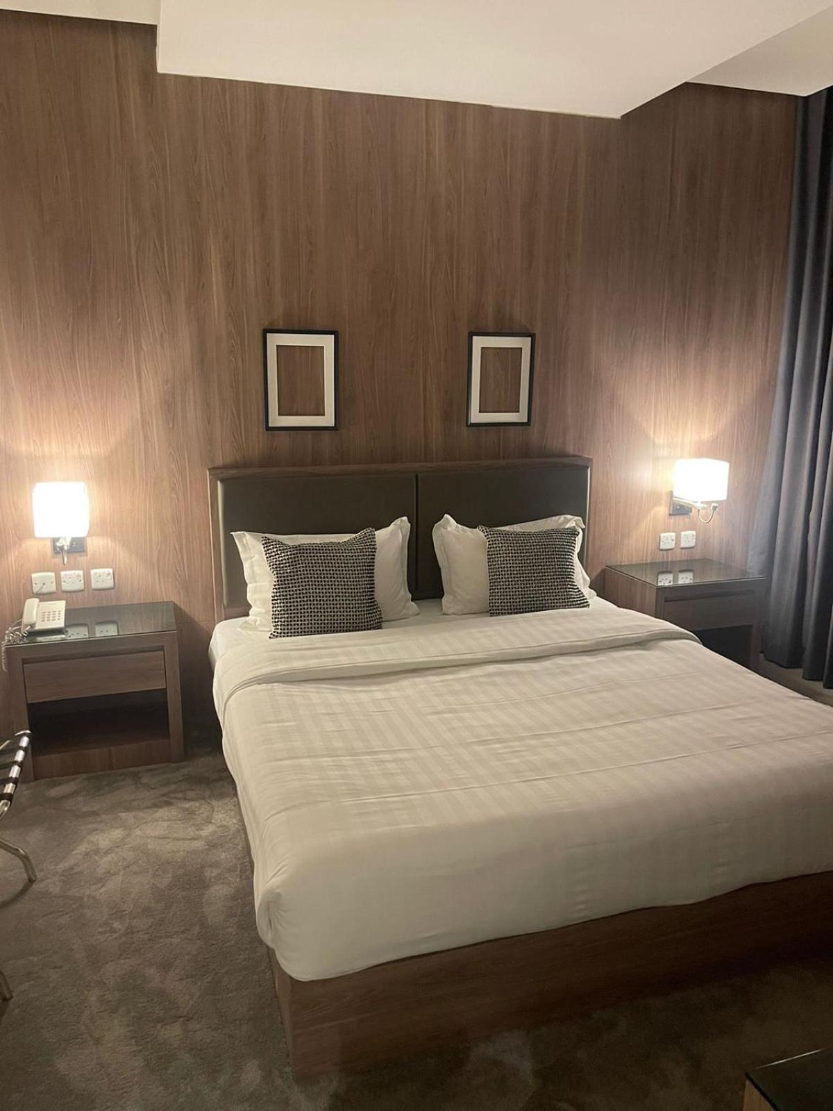 Land Walk Al Aqiq Aparthotel Riyadh Ngoại thất bức ảnh